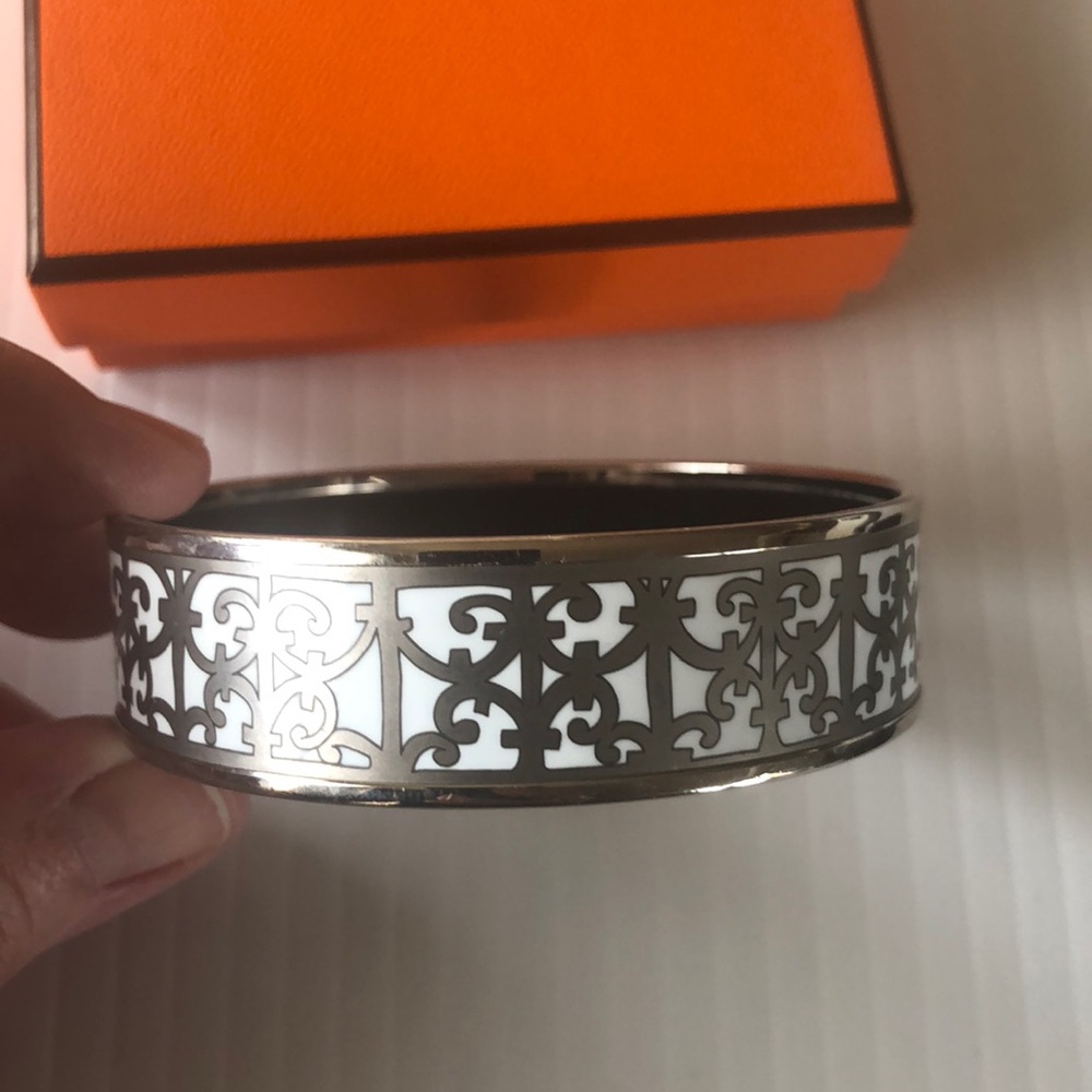 Hermes enamel bangle